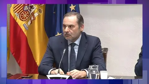 Ábalos, en el Parlamento de Canarias.