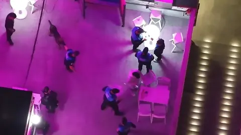 Vigilancia nocturna en Corralejo, en imágenes de dron difundidas por la Policía Local de La Oliva.