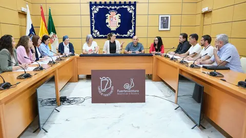 Once asociaciones y colectivos sociales de Fuerteventura firman sus convenios con el Cabildo.