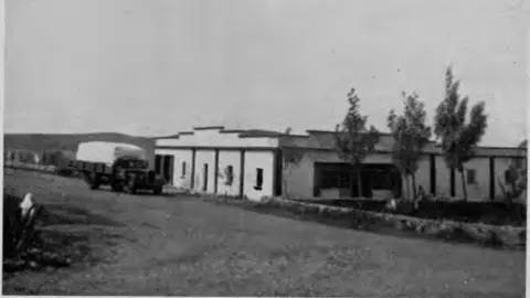 La Colonia Agrícola Penitenciaria de Tefía está considerada como lugar significativo por el área de Memoria Histórica del Gobierno de Canarias.