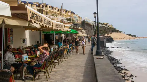 Avenida marítima de Morro Jable, en una imagen de Turismo de Islas Canarias.