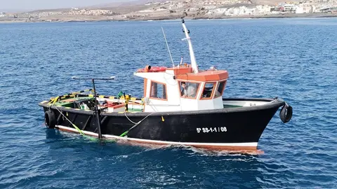 Embarcación de la empresa ECOS Estudios Ambientales y Oceanografía, que analizó el litoral de Puerto del Rosario.