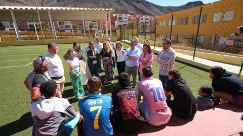 Imagen de la visita al CIFP Morro Jable, difundida por la consejera de Empleo.