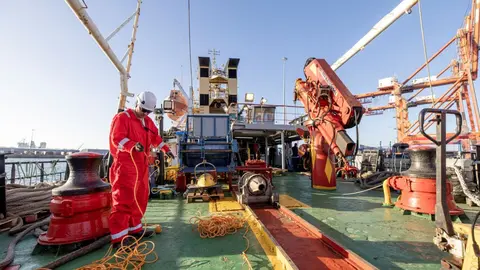 Cubierta de uno de los buques de la empresa pública tinerfeña Canalink, dedicado al tendido de cables submarinos. 