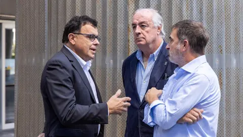 El consejero canario Manuel Miranda en las Jornadas de la Ley Protección Civil y Emergencias.