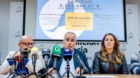 Barragán, Cabrera y García detallan los presupuestos de Canarias en Fuerteventura para 2026.