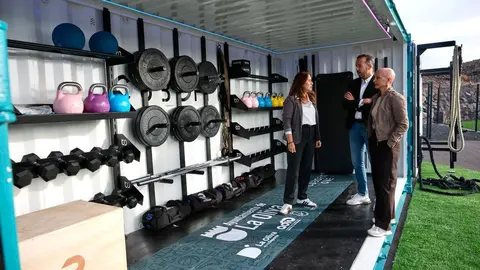 El Centro de Atletismo Insular de Fuerteventura (CAIF) recibe nuevo equipamiento (1)