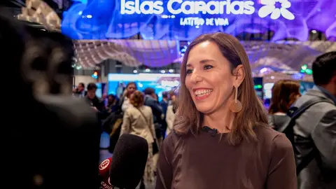 J&eacute;ssica de Le&oacute;n en el stand de Islas Canarias de Fitur 2026.