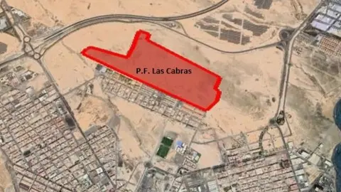 Localizaci&oacute;n del parque solar Las Cabras, pegado al barrio de Majada Marcial