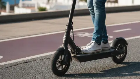 Patinete el&eacute;ctrico, en una imagen de achivo de producci&oacute;n propia.