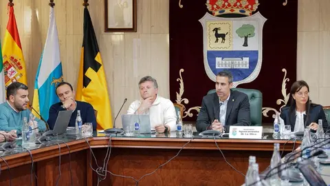 Pleno de Presupuestos 2026 del Ayuntamiento de La Oliva.