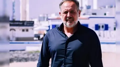 Jero Lozano, durante su ertapa como concejal de Deportes en La Oliva (Imagen edici&oacute;n propia).