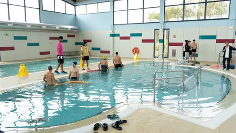 Puertas abiertas en la Piscina Terap&eacute;utica del Complejo Insular de Discapacidad.