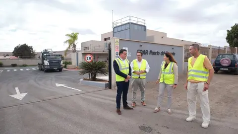Visita con el consejero Miranda a la depuradora de la capital.
