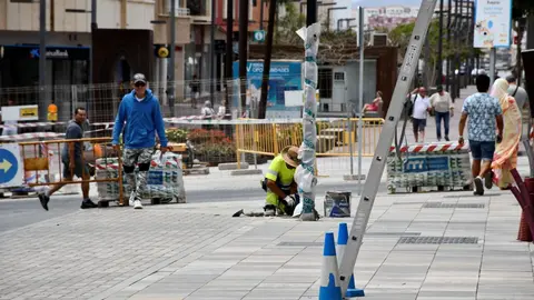 Obras en la calle Primero de Mayo de Puerto del Rosario, en mayo de 2026.