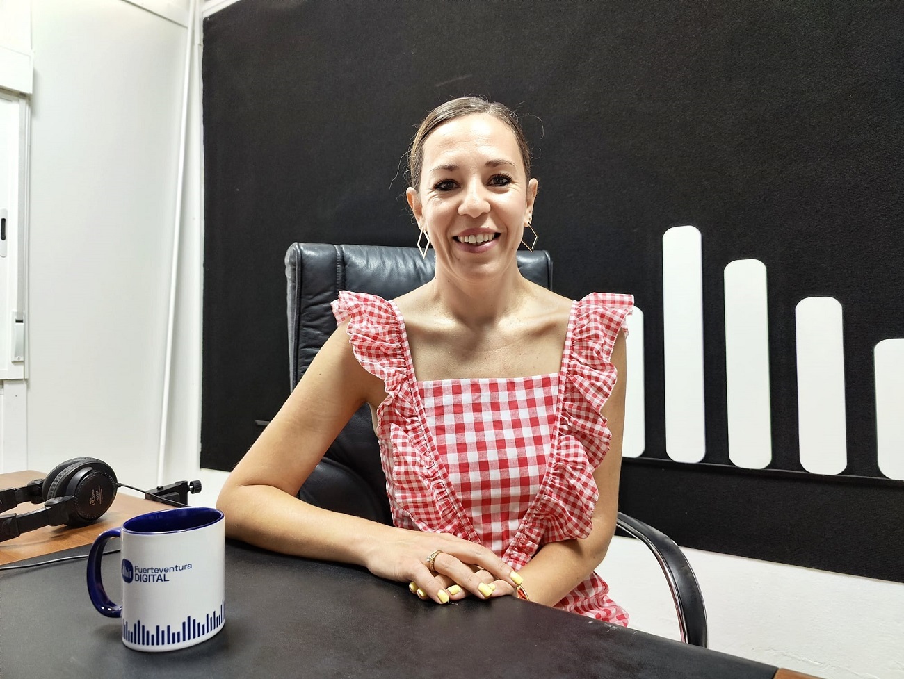 Jesssica de León, en el estudio de Fuerteventura Digital.