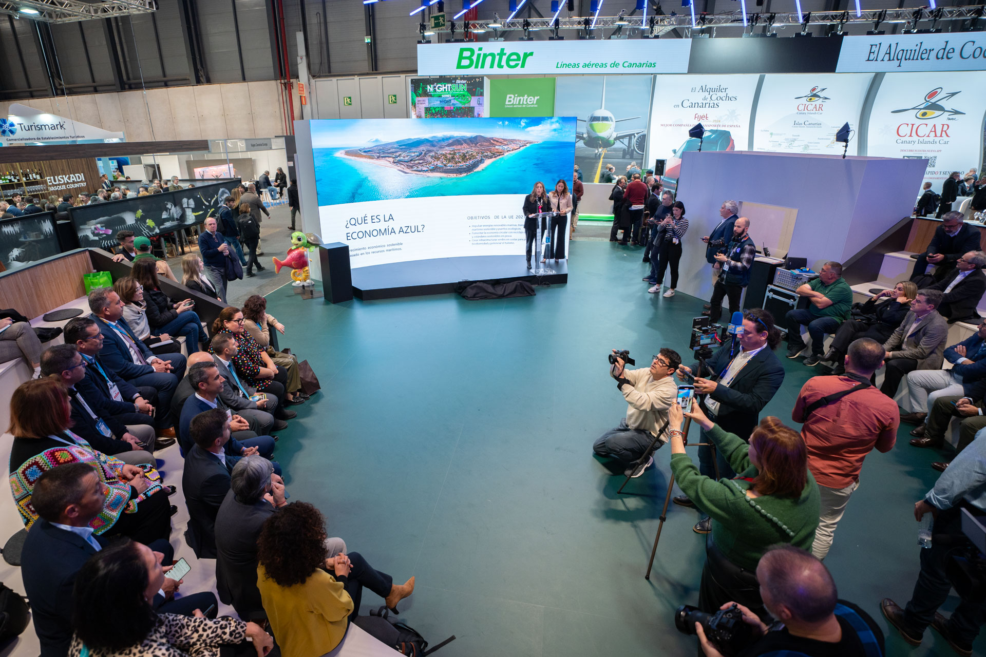 Fitur 2025, segunda jornada.  (1)