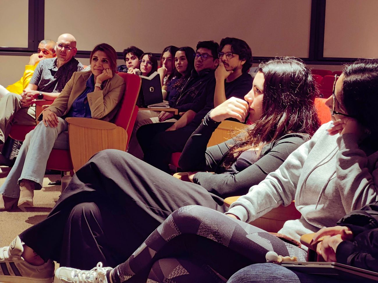 Propuestas de imagen para el Festival de Cine Mirafondo de la EAF (8)