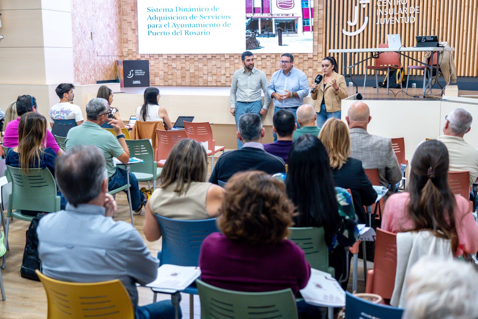 Presentación del Sistema Dinámico de Contratos de Puerto del Rosario.