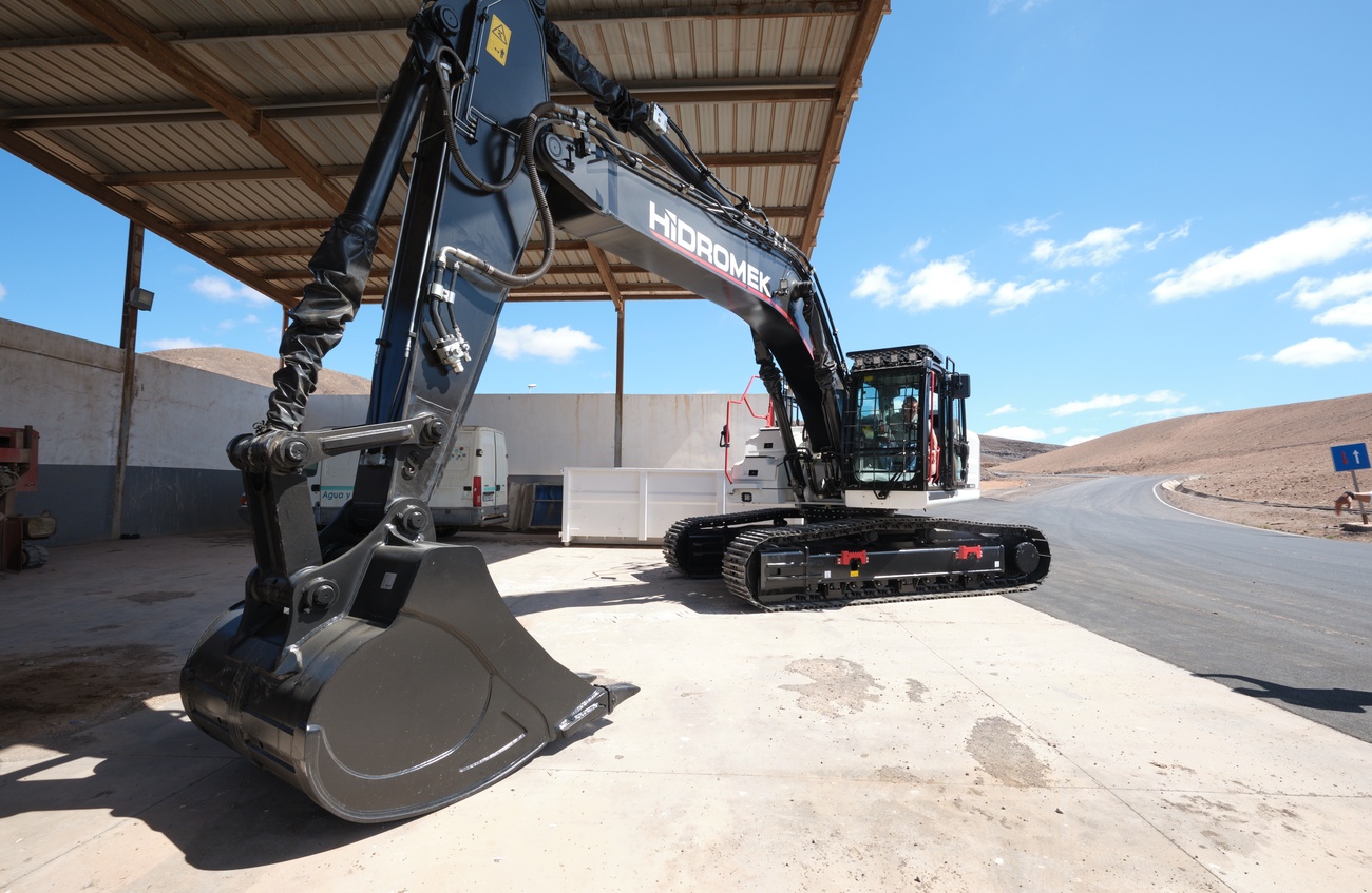 Nueva maquinaria en el Complejo Ambiental de Zurita.