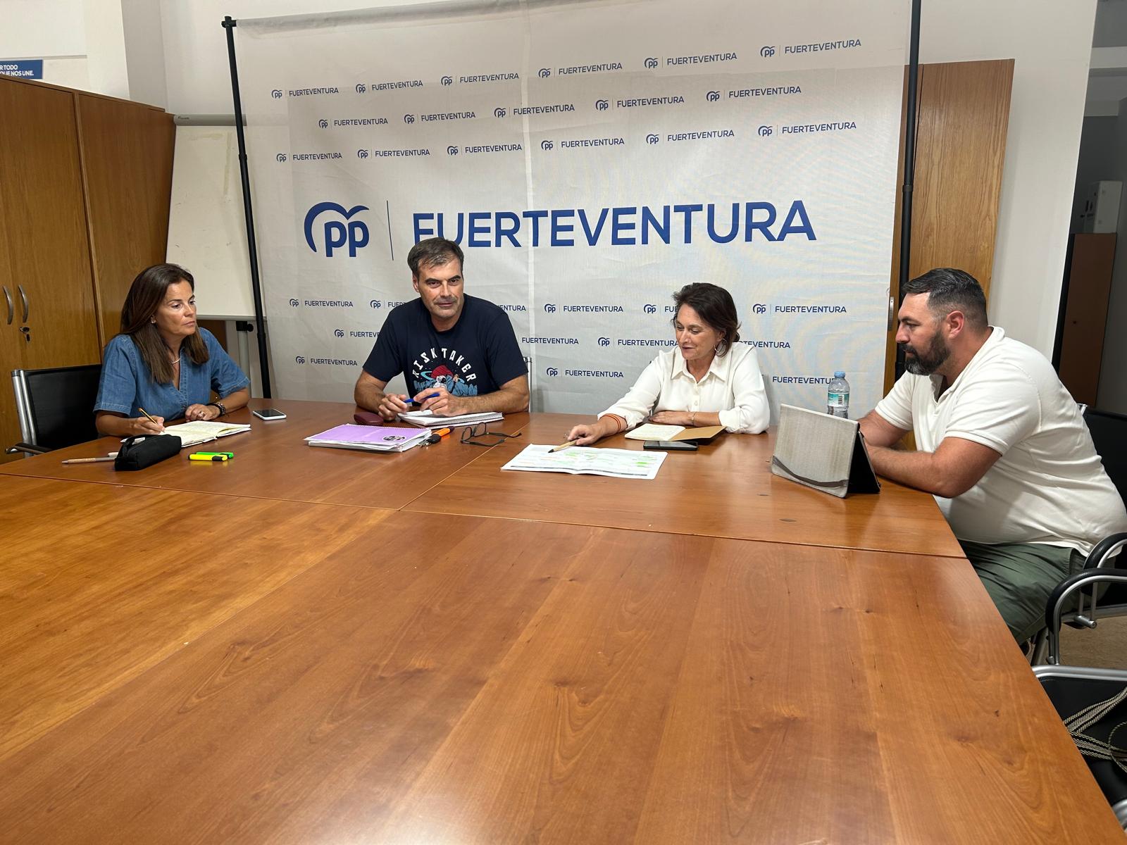 Reunión del PP, previa al pleno del Catálogo de Protección de Bienes Patrimoniales Culturales de Puerto del Rosario.