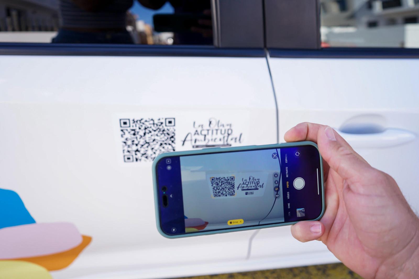 Rotulación de taxis en la campaña de ‘La Oliva Actitud Ambiental’ (5)