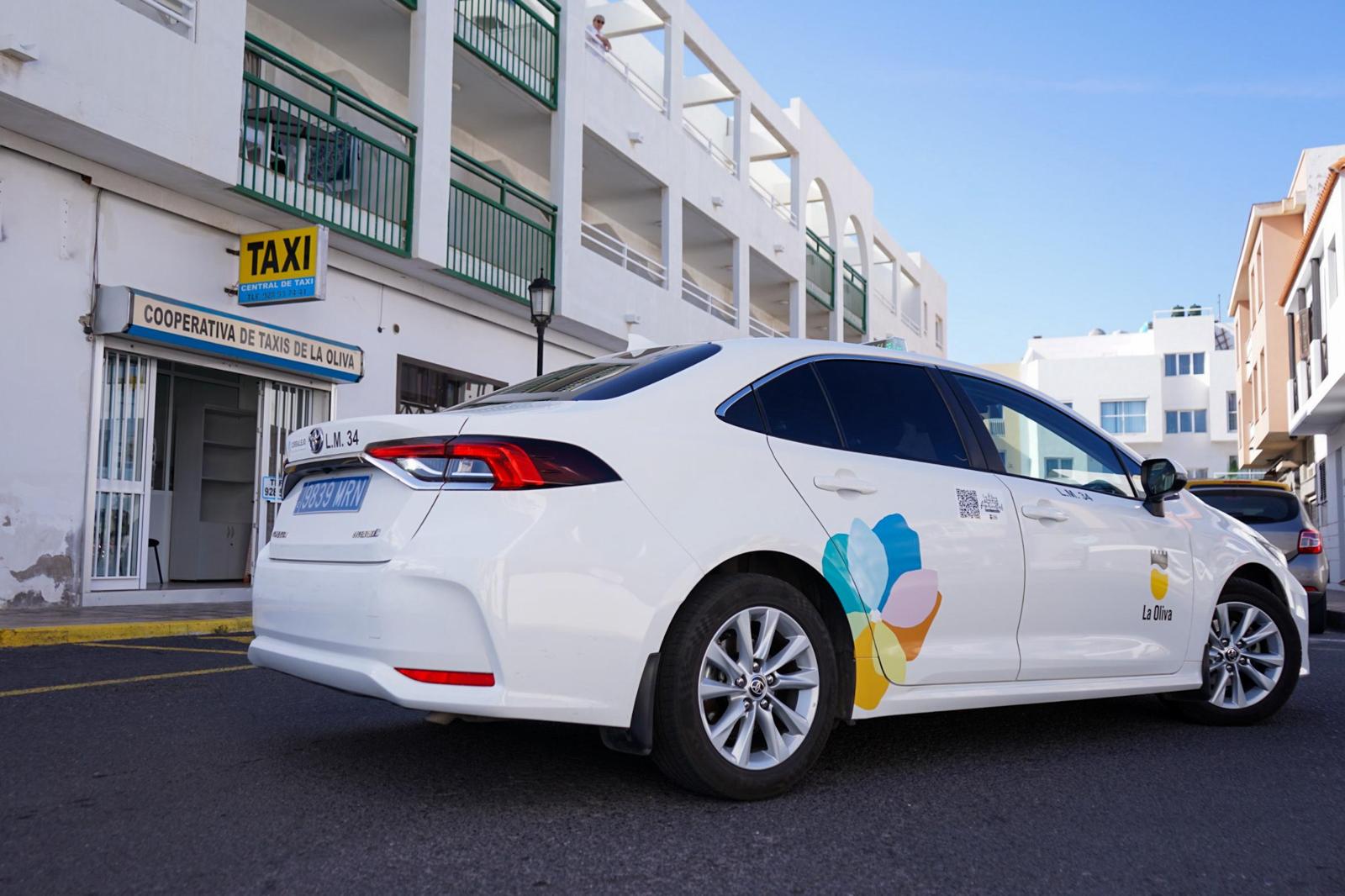 Rotulación de taxis en la campaña de ‘La Oliva Actitud Ambiental’ (1)