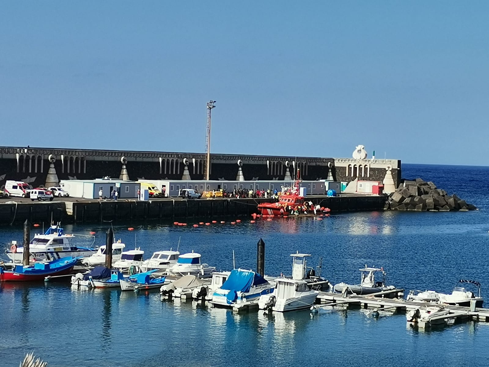 Muelle de La Restinga (Imagen del 112).