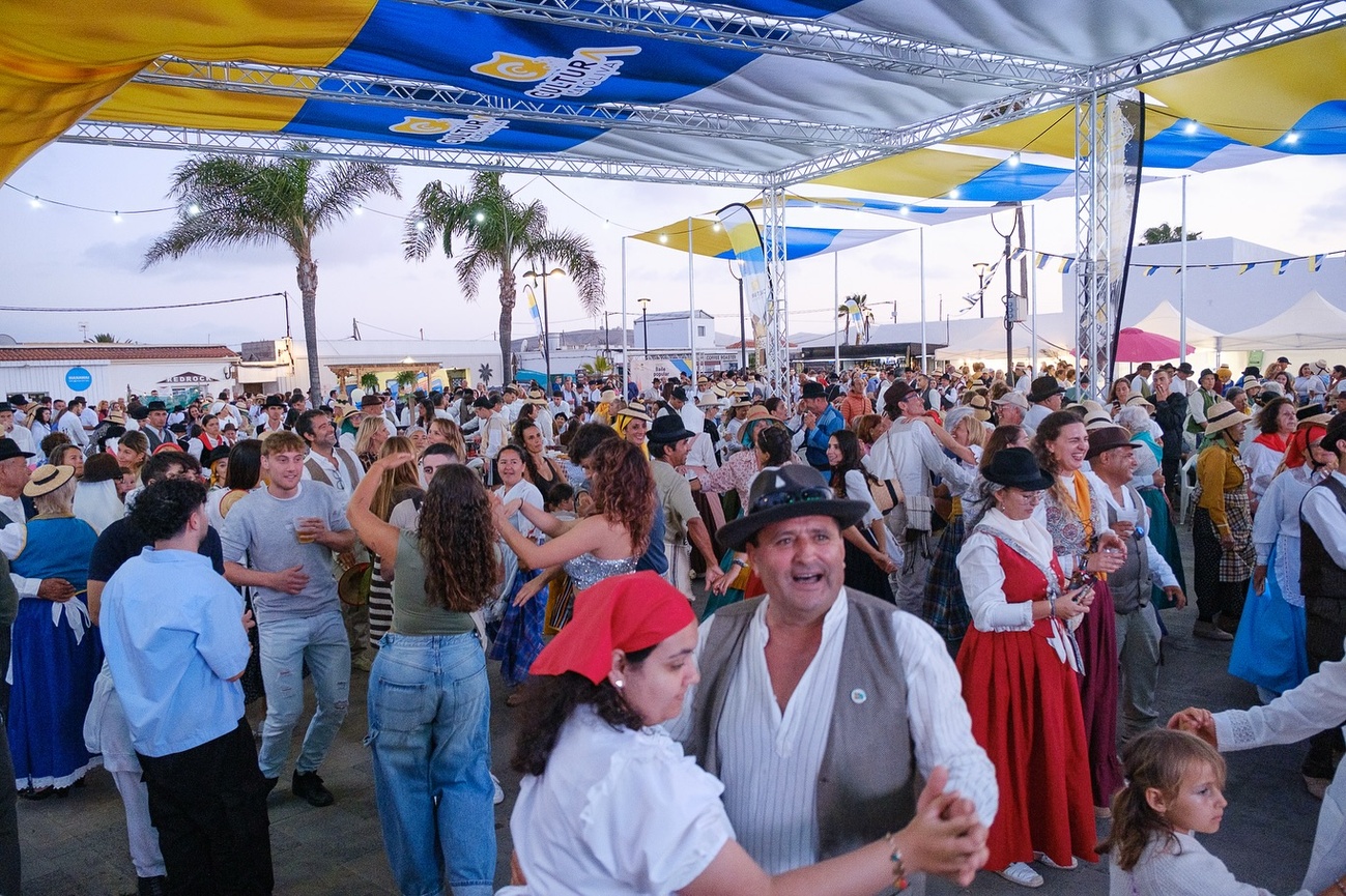 Baile Popular en Lajares.