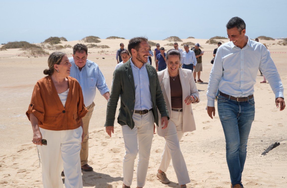 20250626_consejero_transicion_ecologica_proyectos_restauracion_dunas14_copy_1154x757