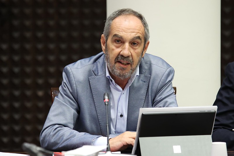 Rafael Nogales (PSOE), en Comisión de Obras Públicas.
