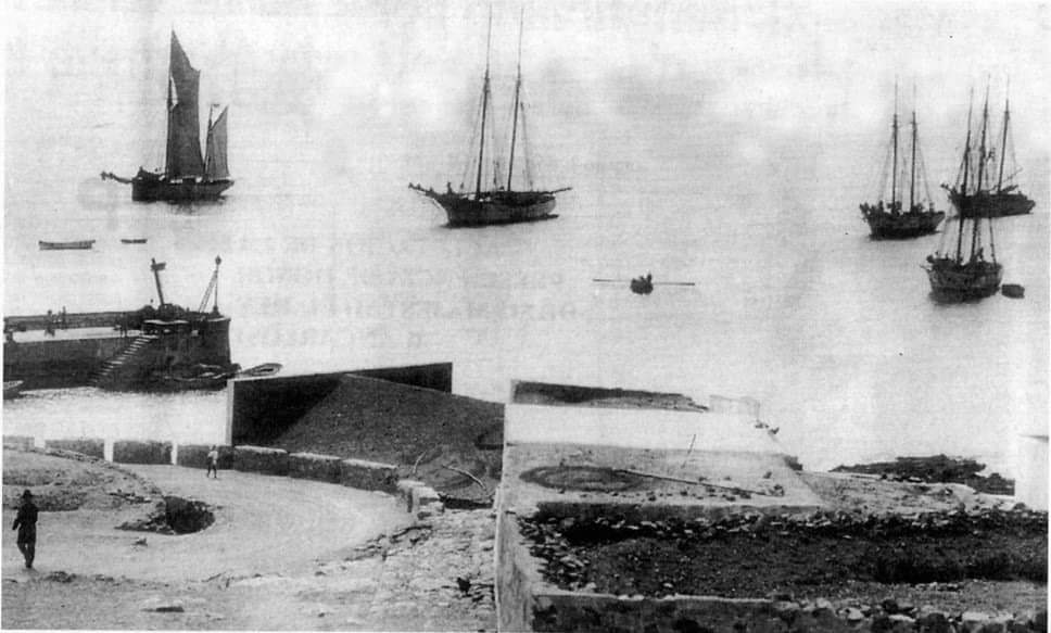 Bahía de Puerto Cabras.