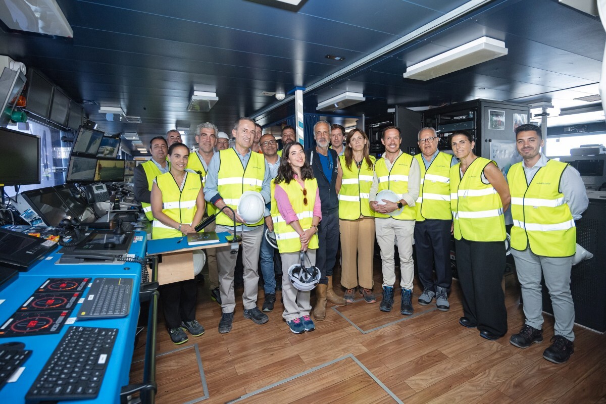 Visita al buque Cable Enterprise (2)