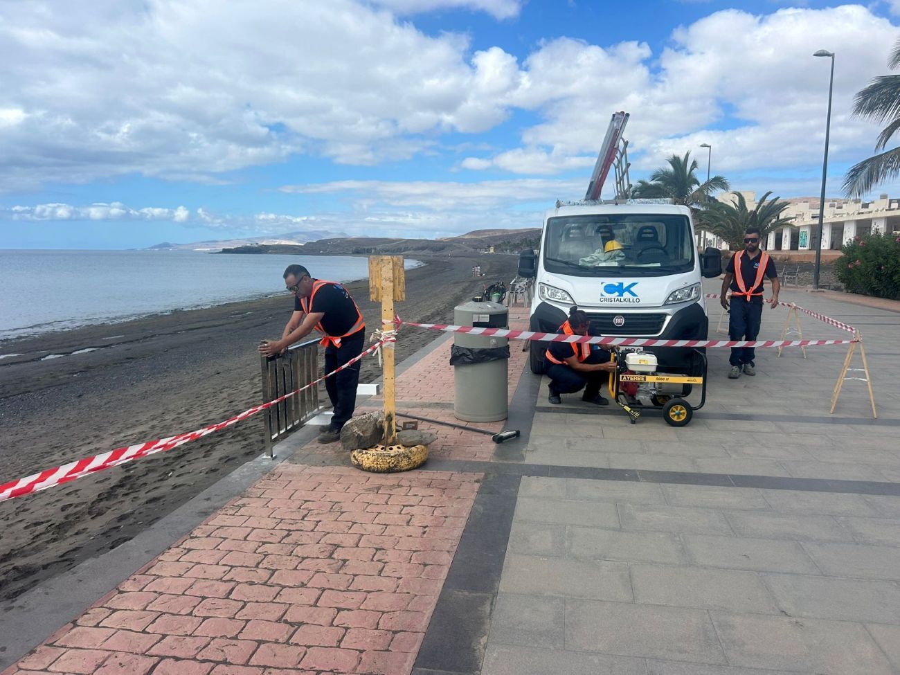 Mejoras en el paseo marítimo de Tarajalejo.