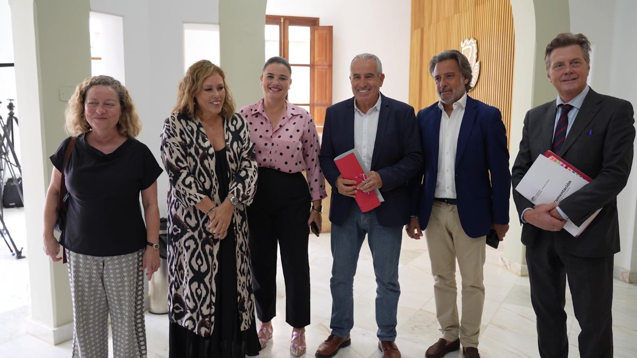 La Mesa del Parlamento de Canarias, en Fuerteventura (4)