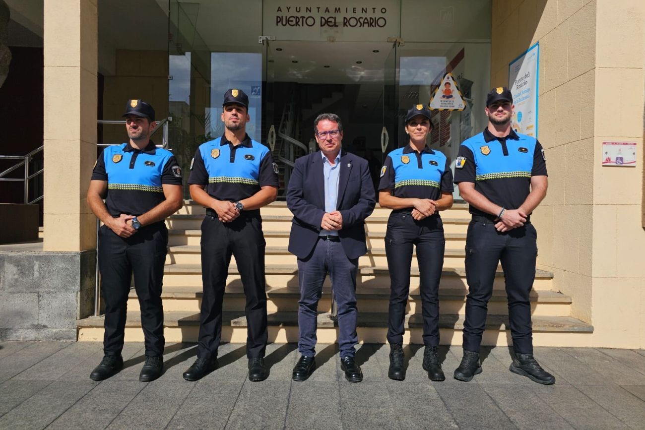Toma de posesión de los nuevos agentes de la Policía Local de Puerto del Rosario 