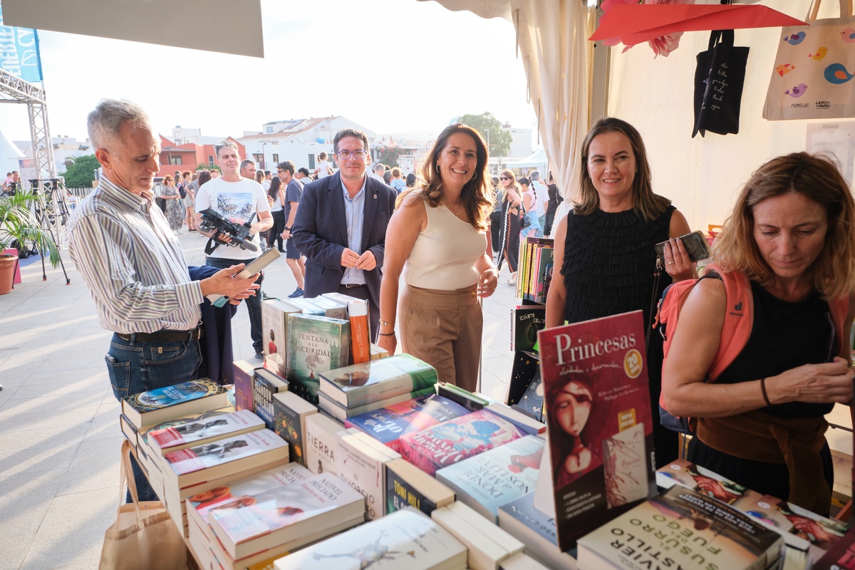 Tarde inaugural de la 35 Feria del Libro de Fuerteventura (4)