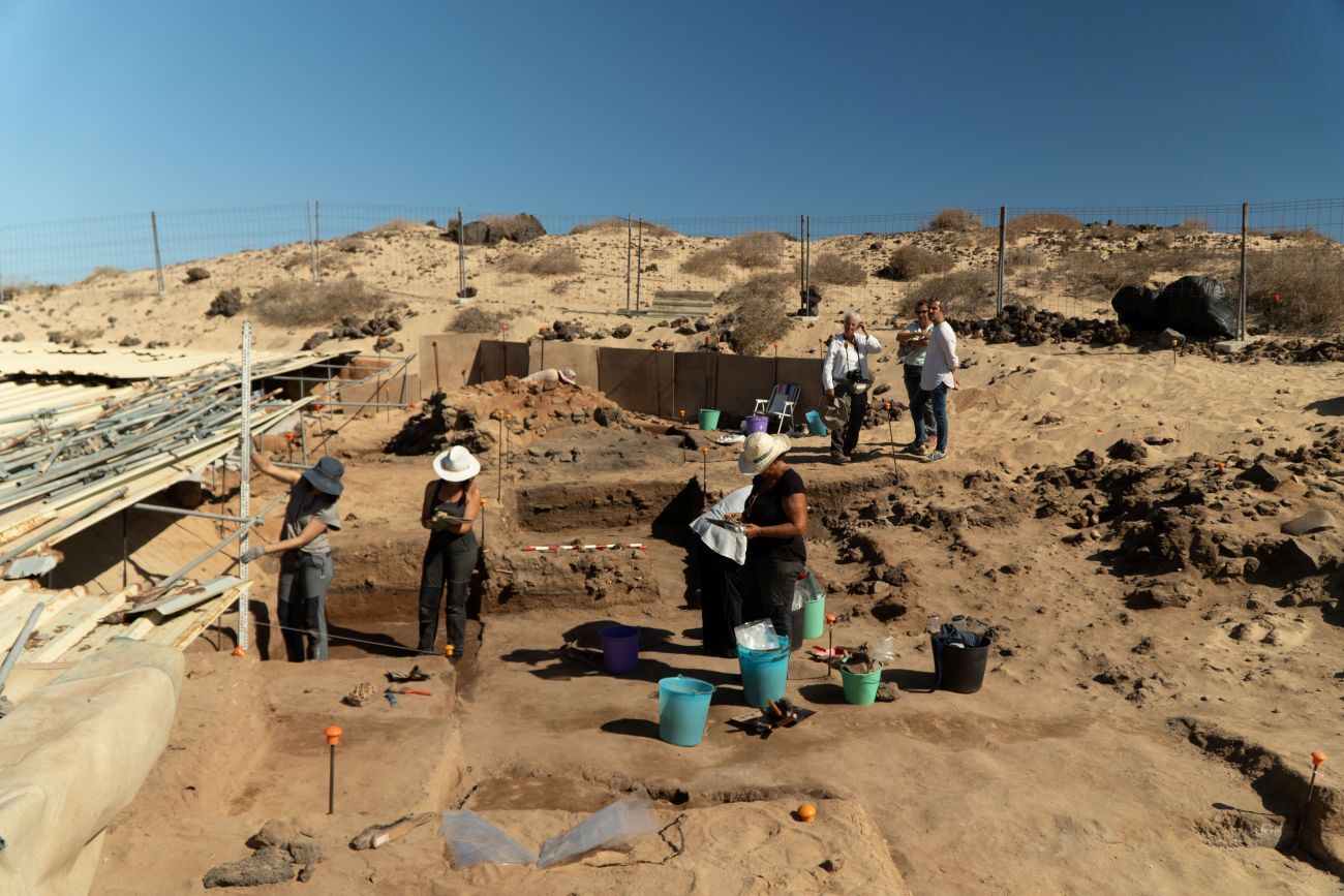 Prospecciones en el yacimiento romano de Isla de Lobos.