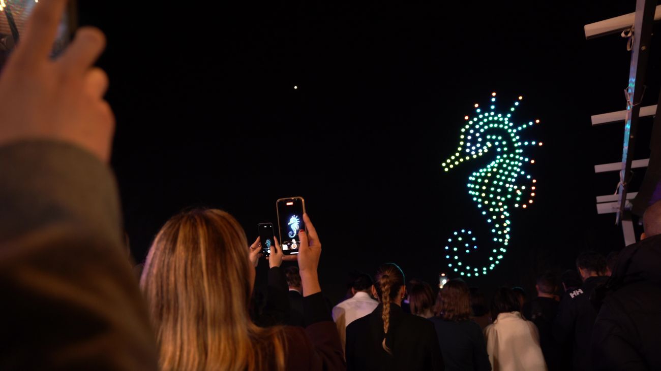 600 drones iluminarán las noches del Festival Internacional de Cometas de Corralejo.