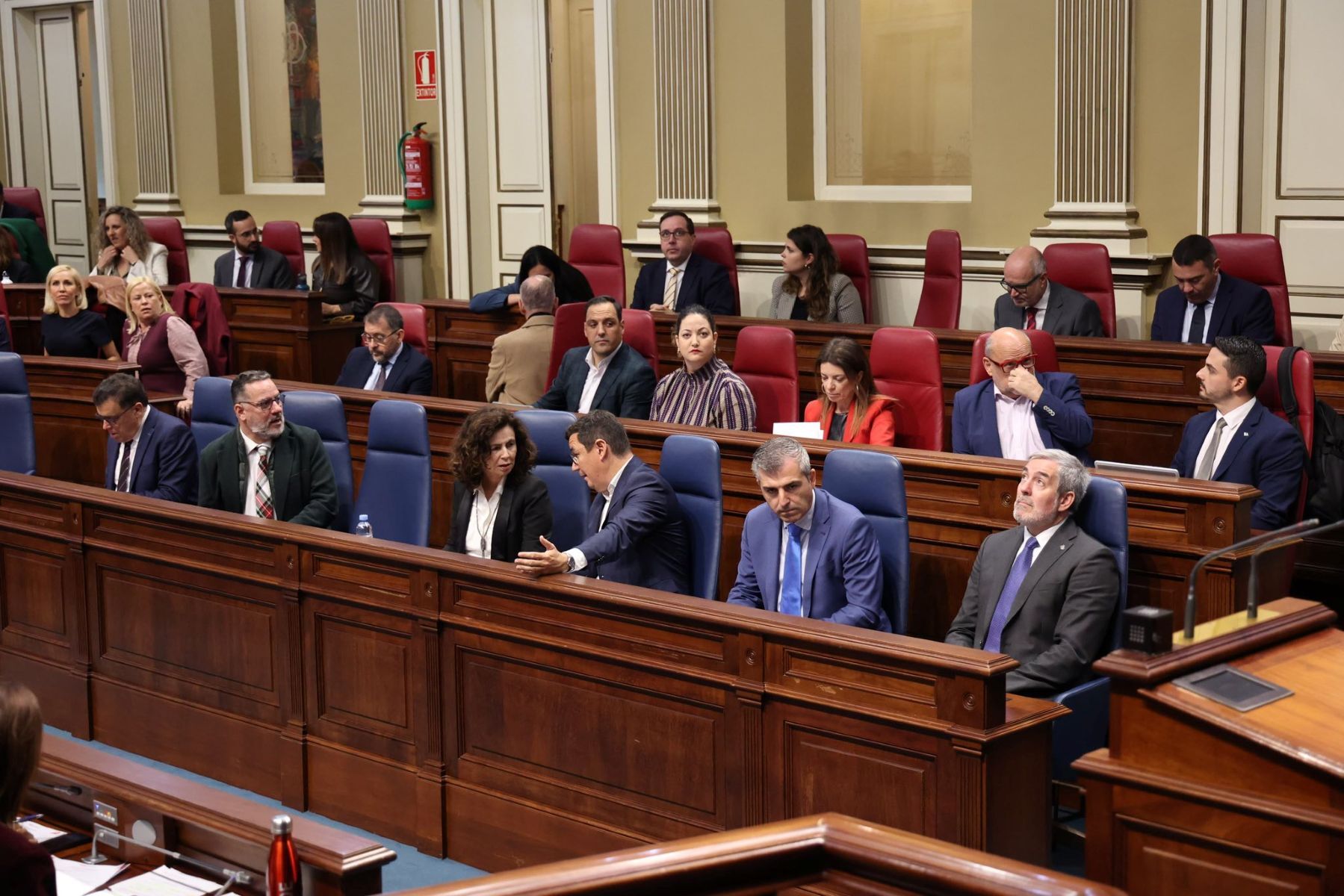 Bancada del Gobierno (PP-CC), en el Pleno de Presupuestos de Canarias 2026.