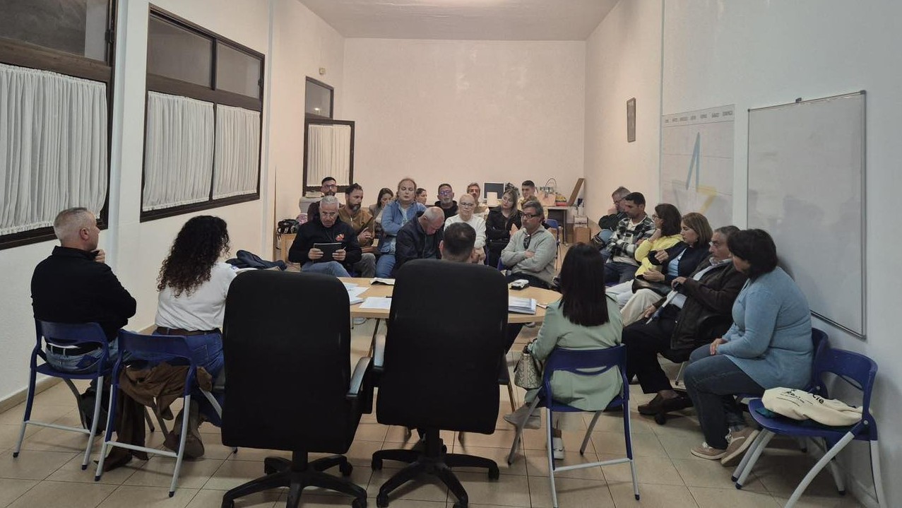 Consejo Político Local de CC en su sede de Antigua.