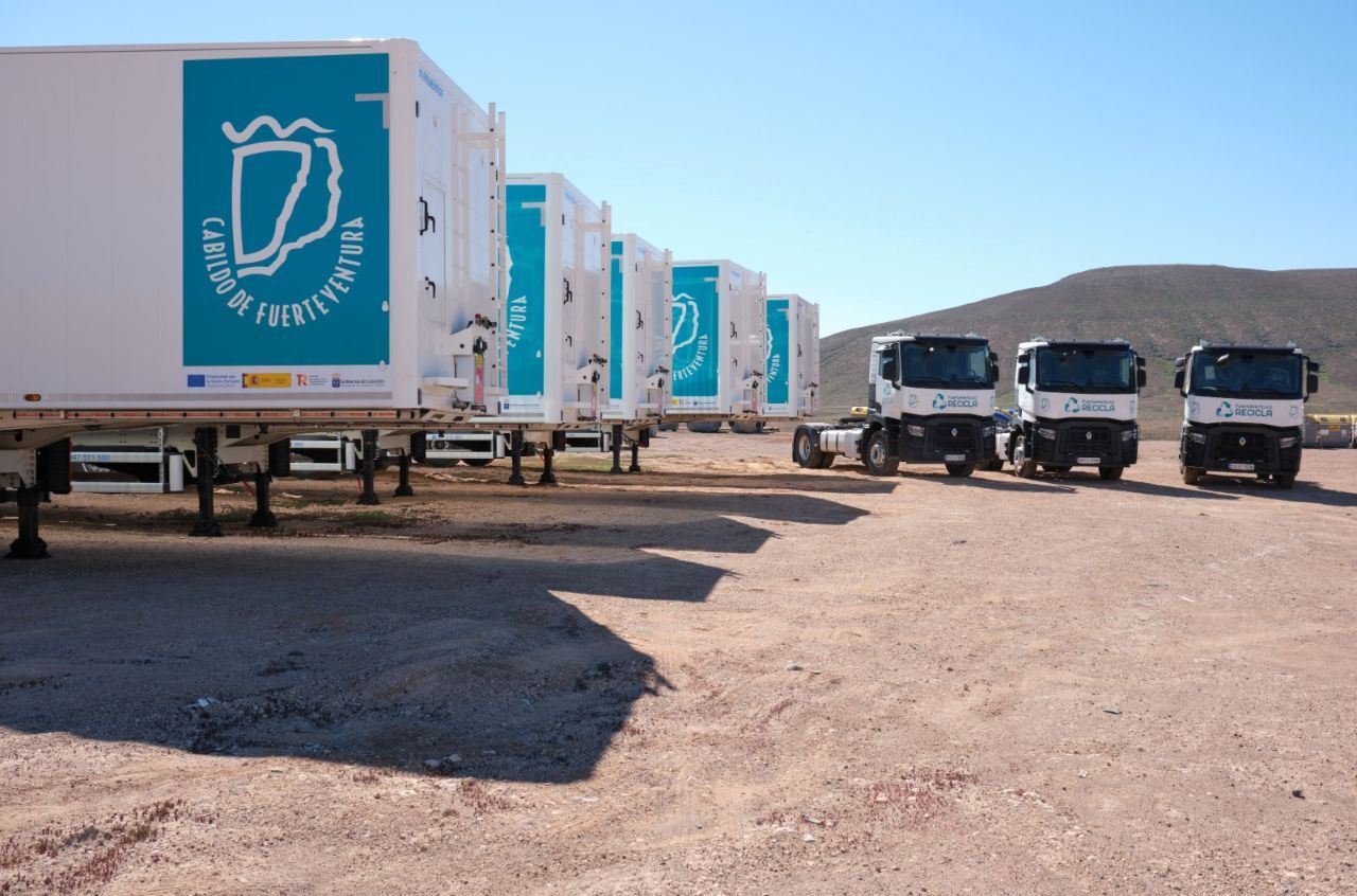 La nueva maquinaria para las plantas de transferencia de Tuineje, Lajares y Mal Nombre.