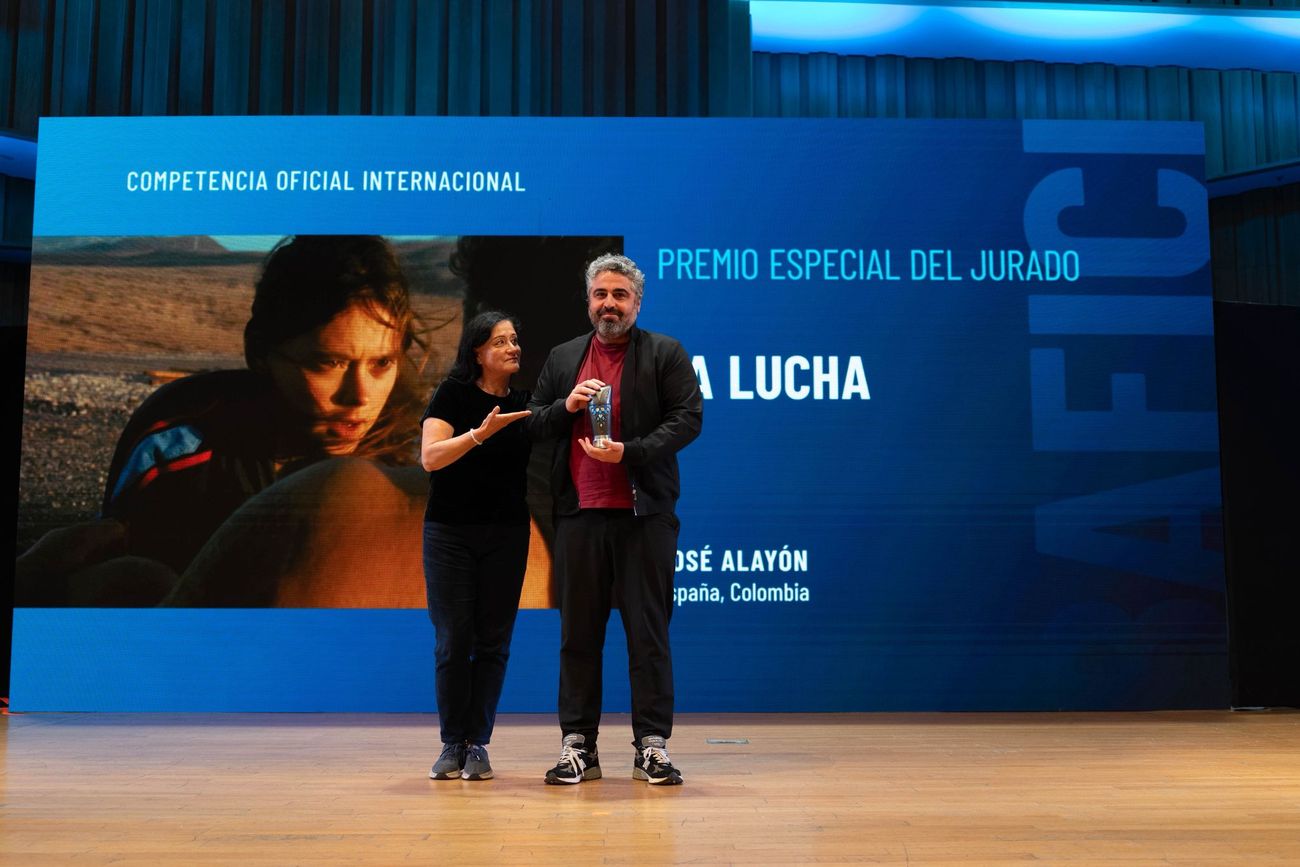 Premio para La Lucha en Buenos Aires (Argentina).