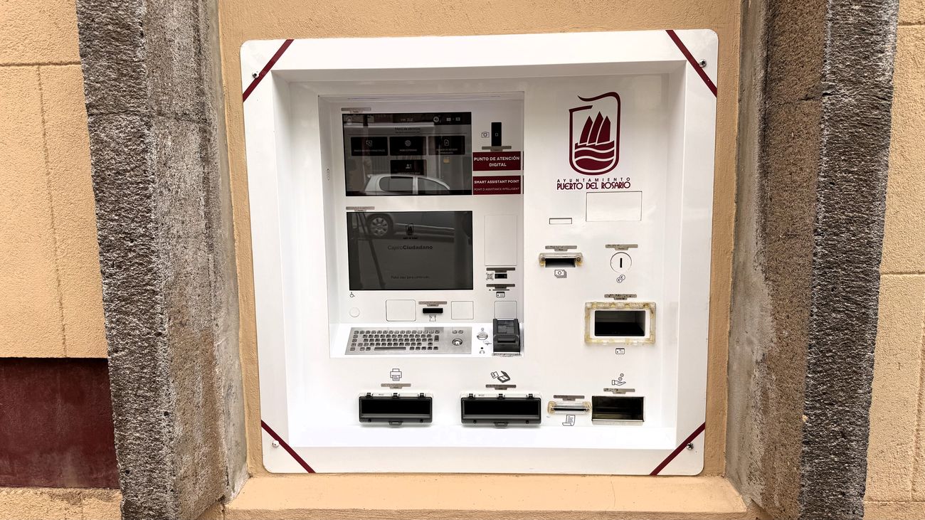 El Ayuntamiento de Puerto del Rosario habilita un Cajero Autoservicio para hacer trámites (2)