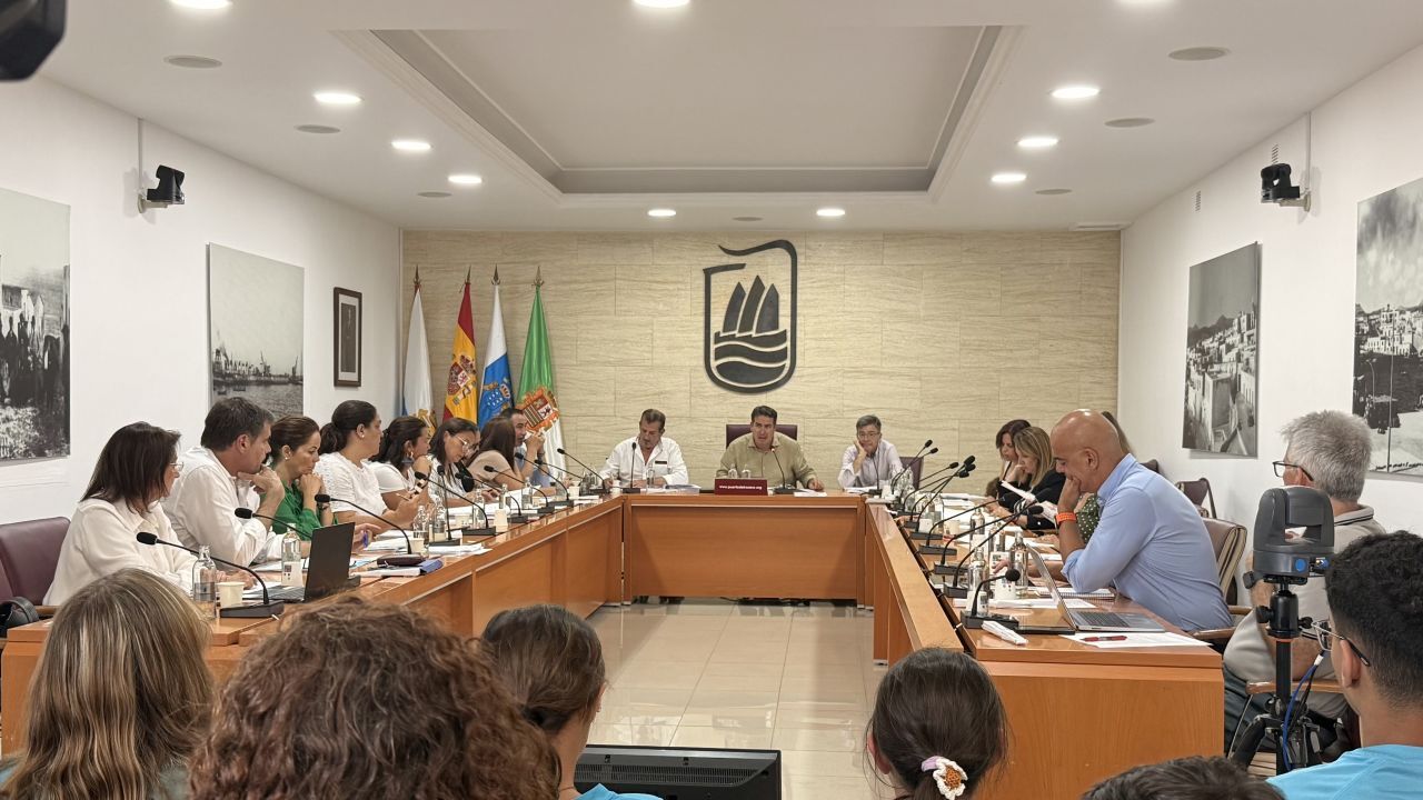 Pleno de Puerto del Rosario, en sesión ordinaria de mayo de 2026.