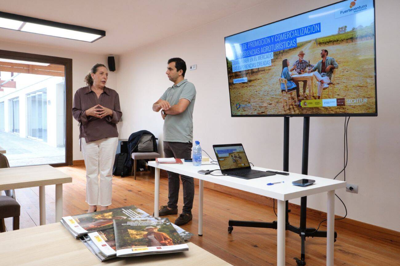 Jornadas de Trabajo 'Experiencias Agroturísticas', en el Hotel El Mirador.