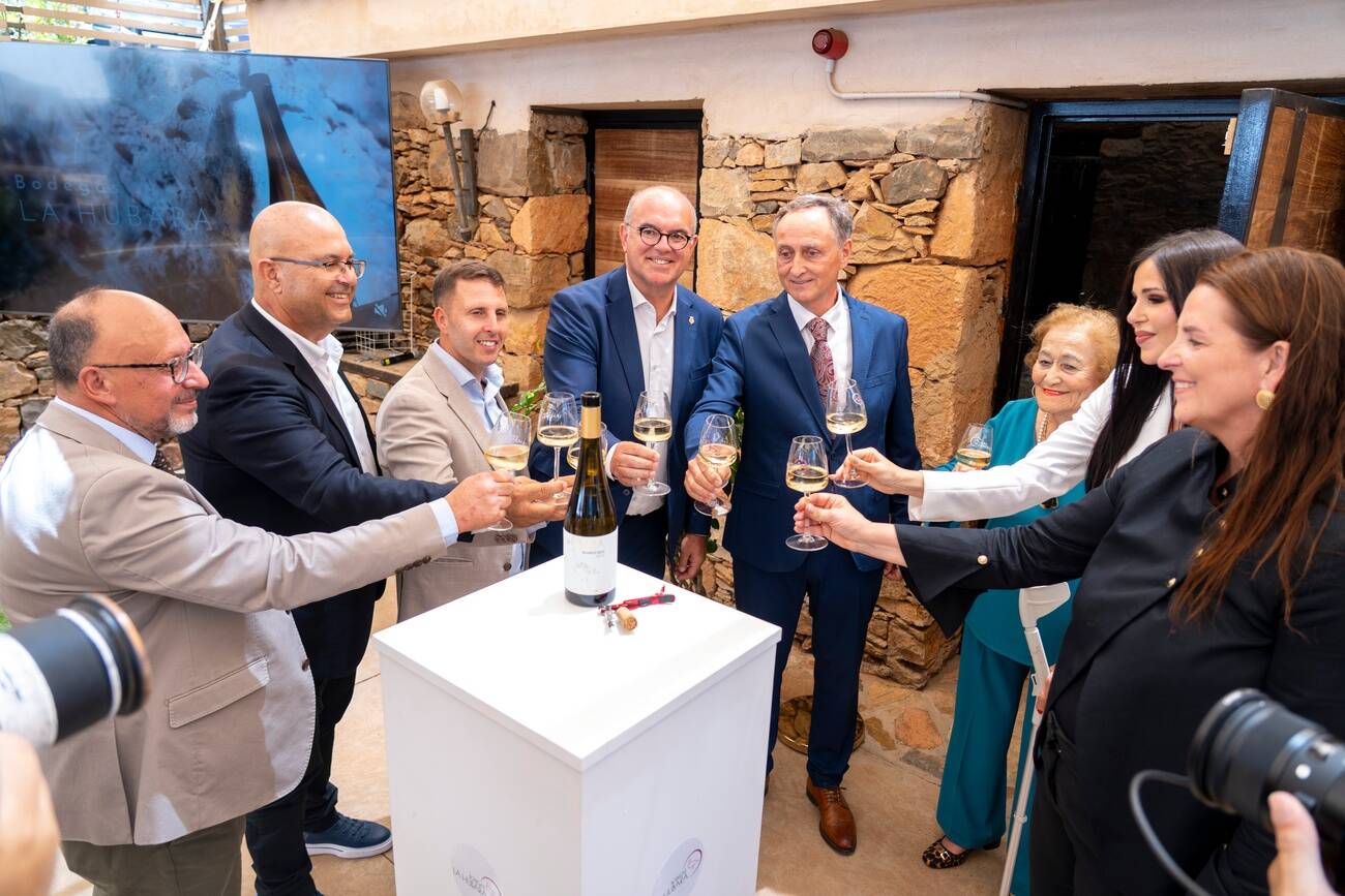 Inauguración de Bodegas La Hubara.