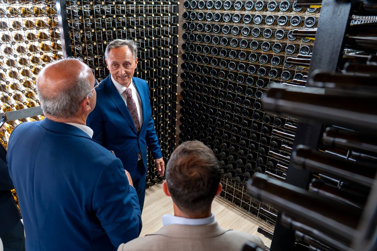 Inauguración de Bodegas La Hubara.