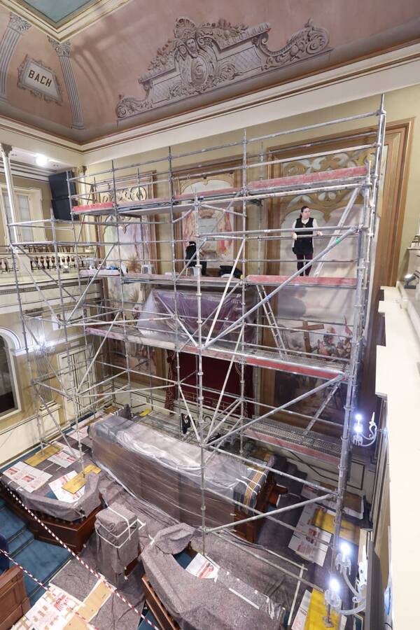 Restauración del óleo histórico histórico del Parlamento de Canarias.